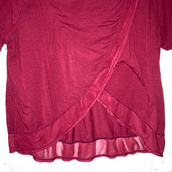 Stylist workout tops in wine red! Multiple sizes available in medium and large. - Picture 6 of 6